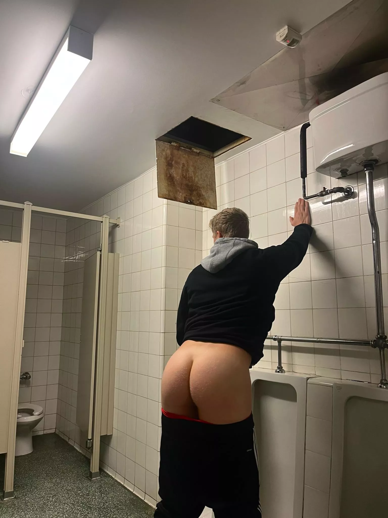 College soccer makes my ass huge… meet me here after practice