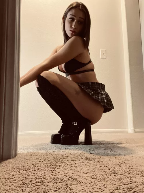 🤓 deep in thought