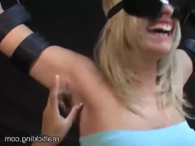 Found this in a compilation, does anyone have the full video of the first clip?