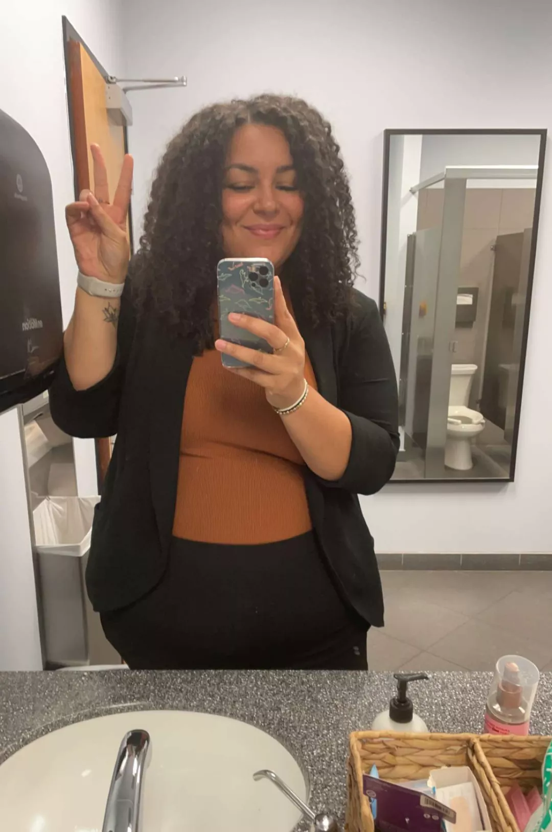 Good morning babes 😘