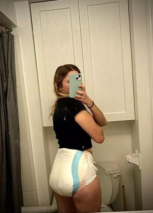 I have been so constipated recently.. I’m so happy I managed to squeeze a poop out! 💩