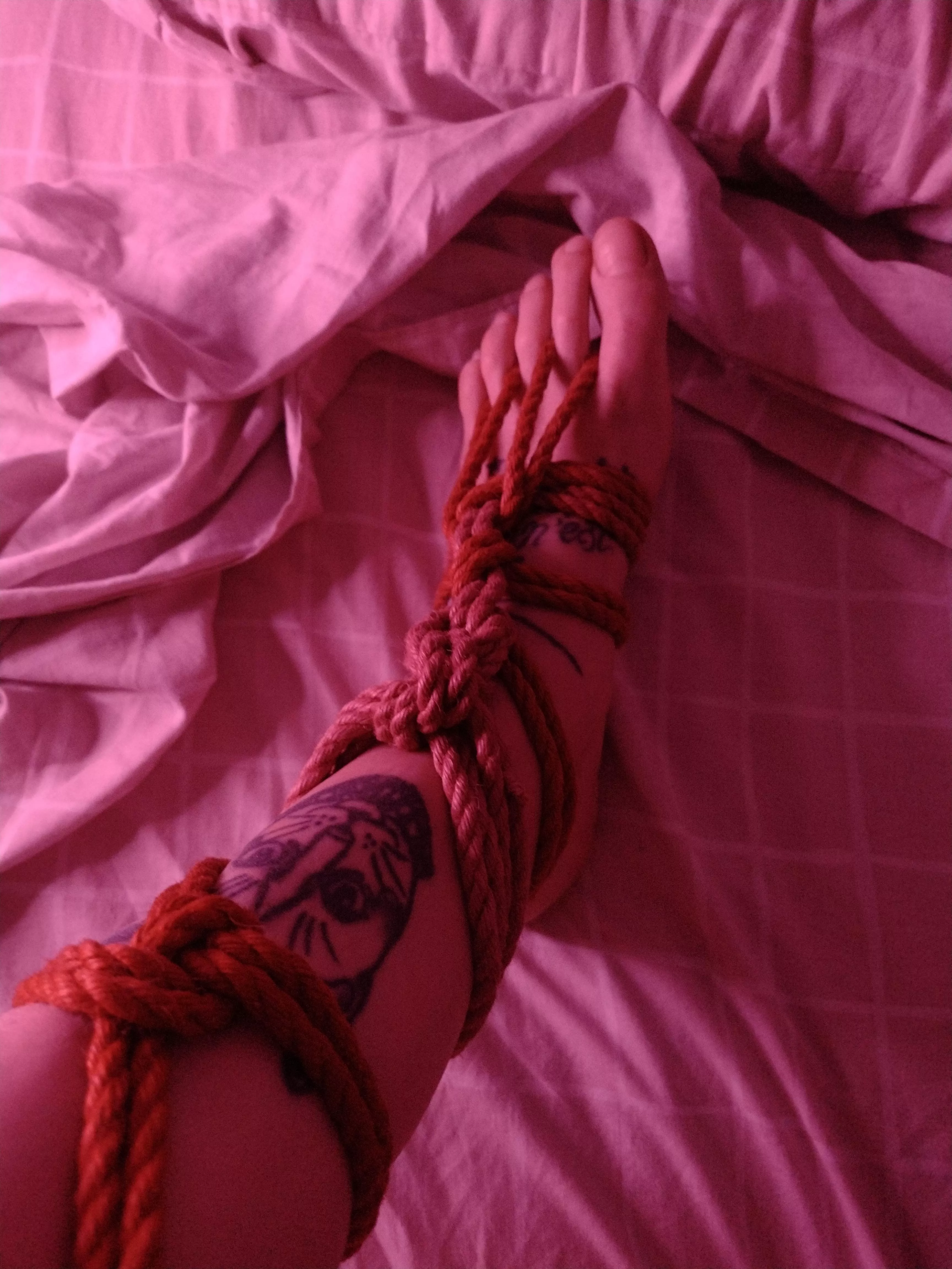 I love when I tie my feet