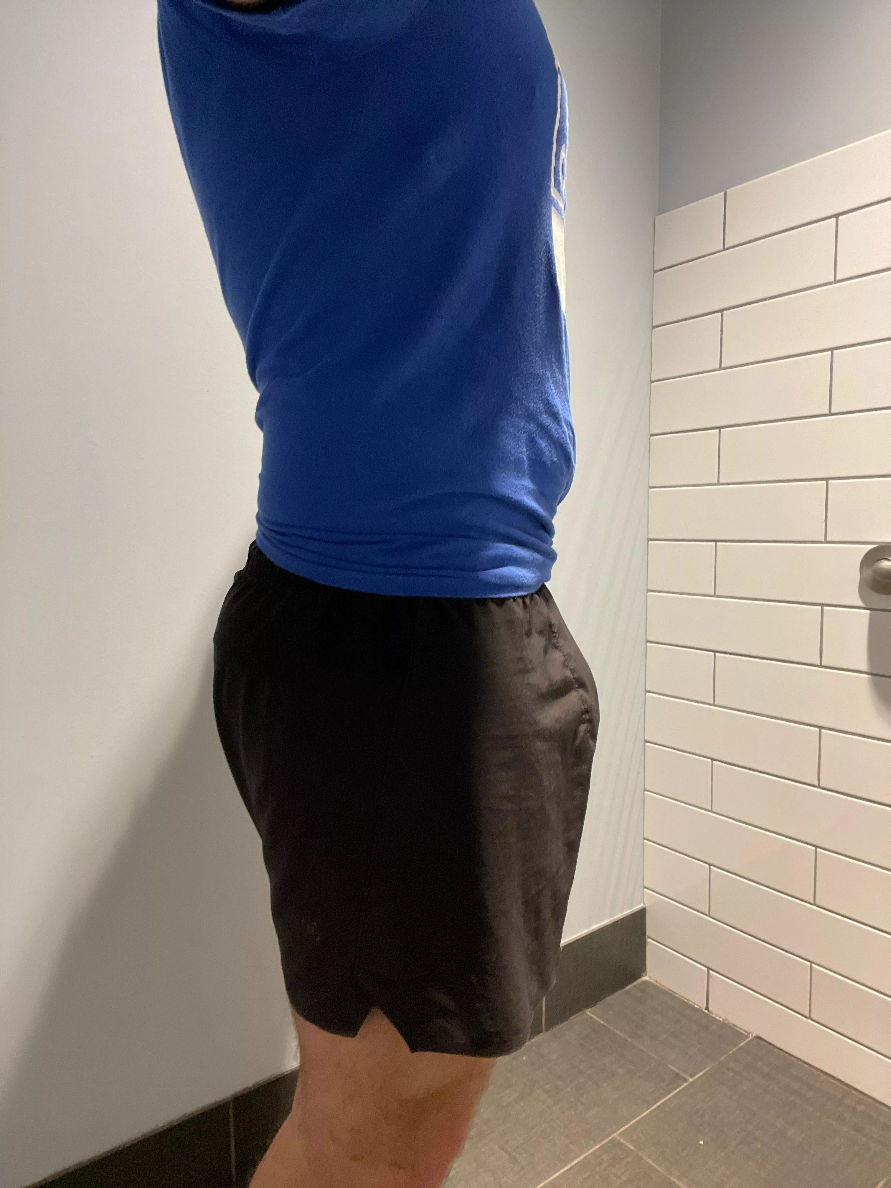 Is my gym bulge noticeable?
