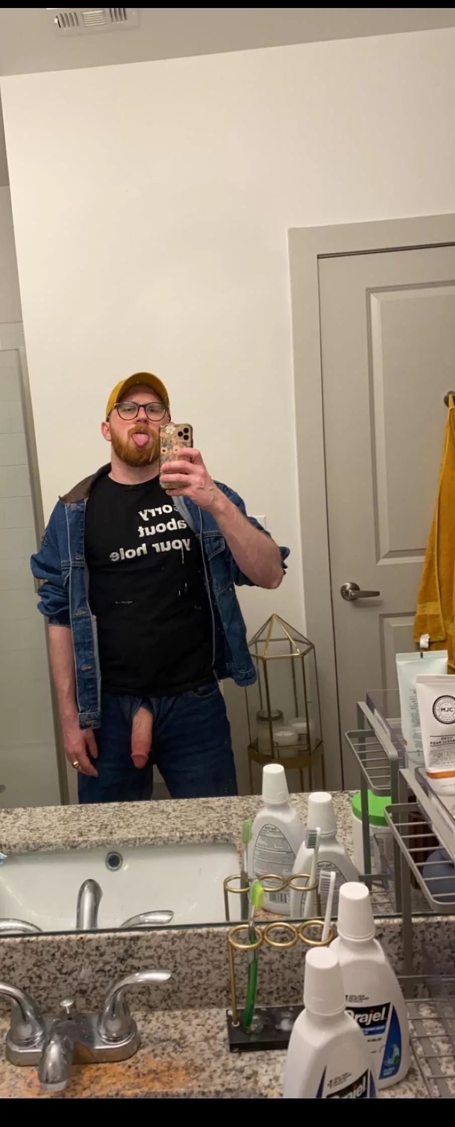 Just hanging out! Just hanging out!