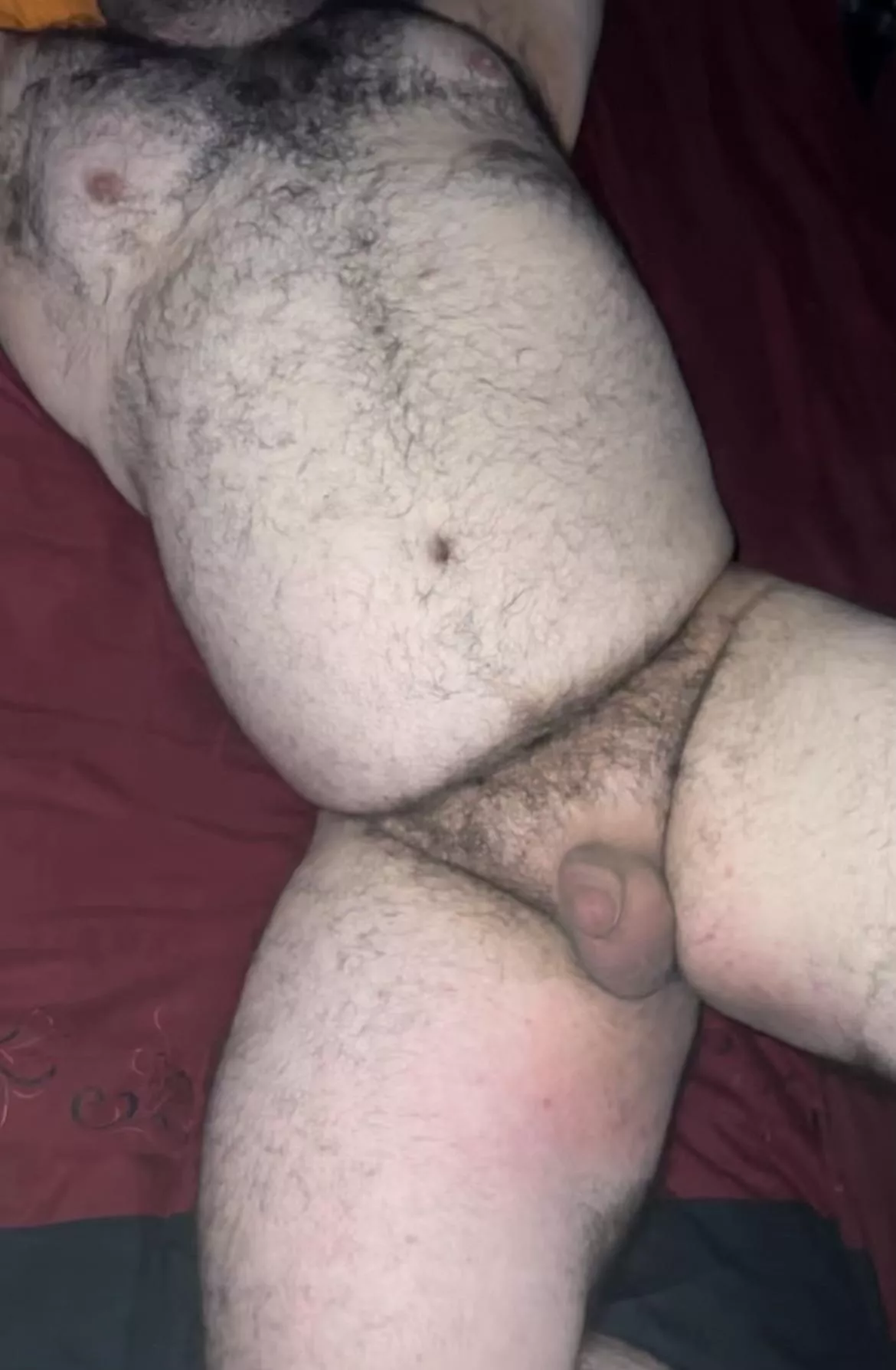 Rainy days make me wanna cuddle🐻