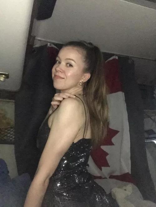 What do you think of party ponytail? 🎉