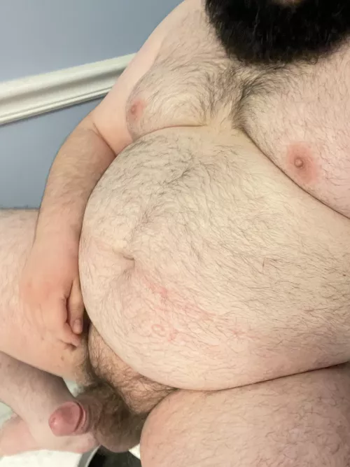 Who likes round boys?