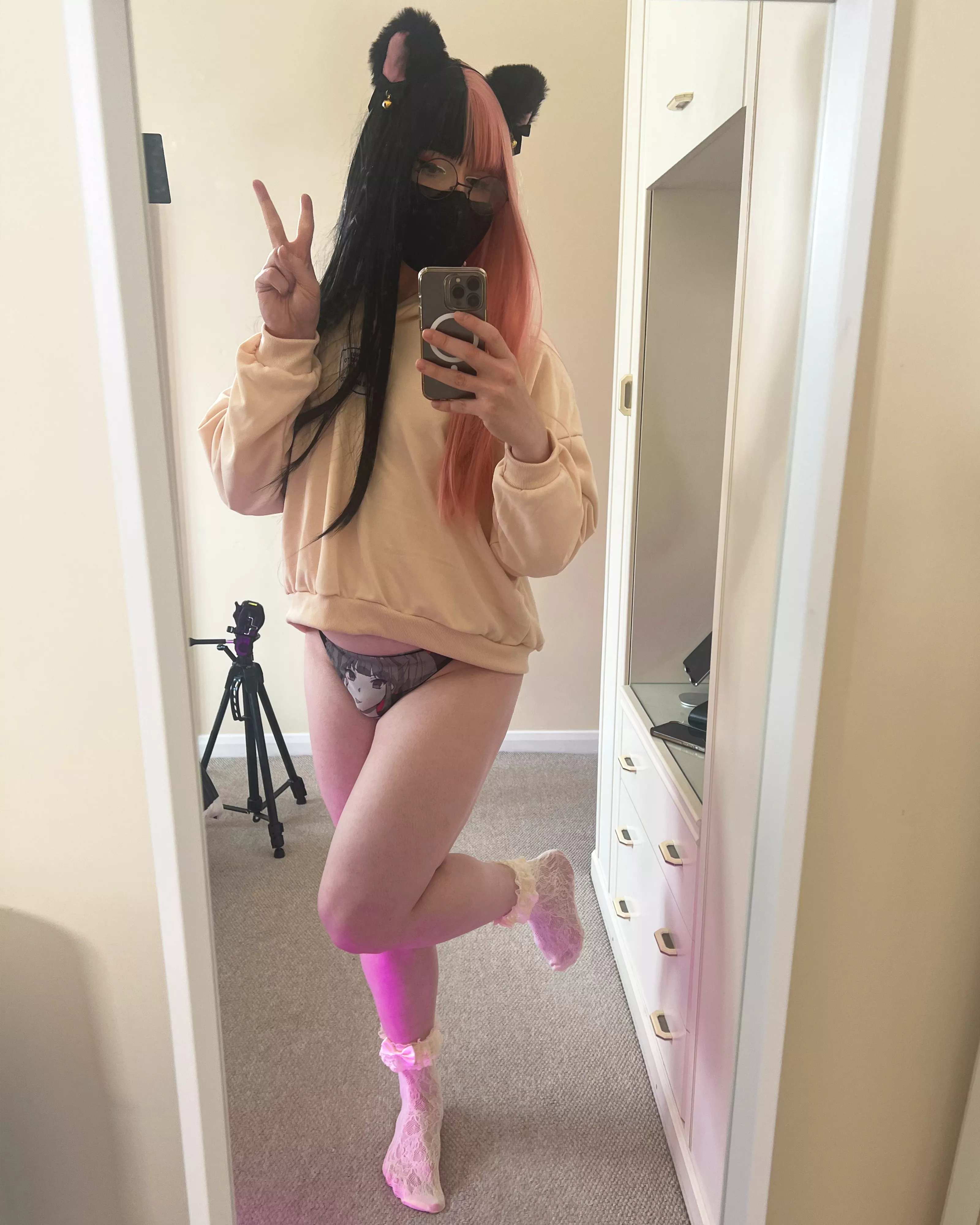 Would you be ashamed to be my boyfriend?