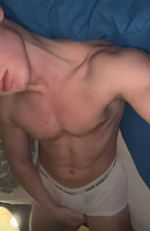 24 Send me your face or body if u want my snap