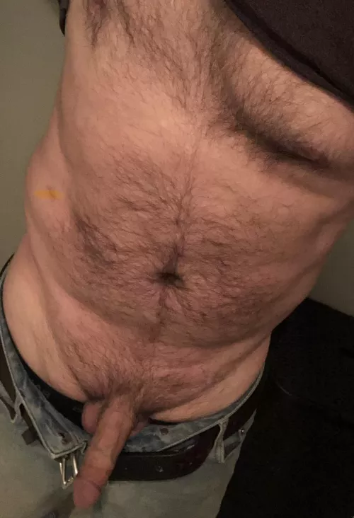 [60] good evening ladies into age gap 😏