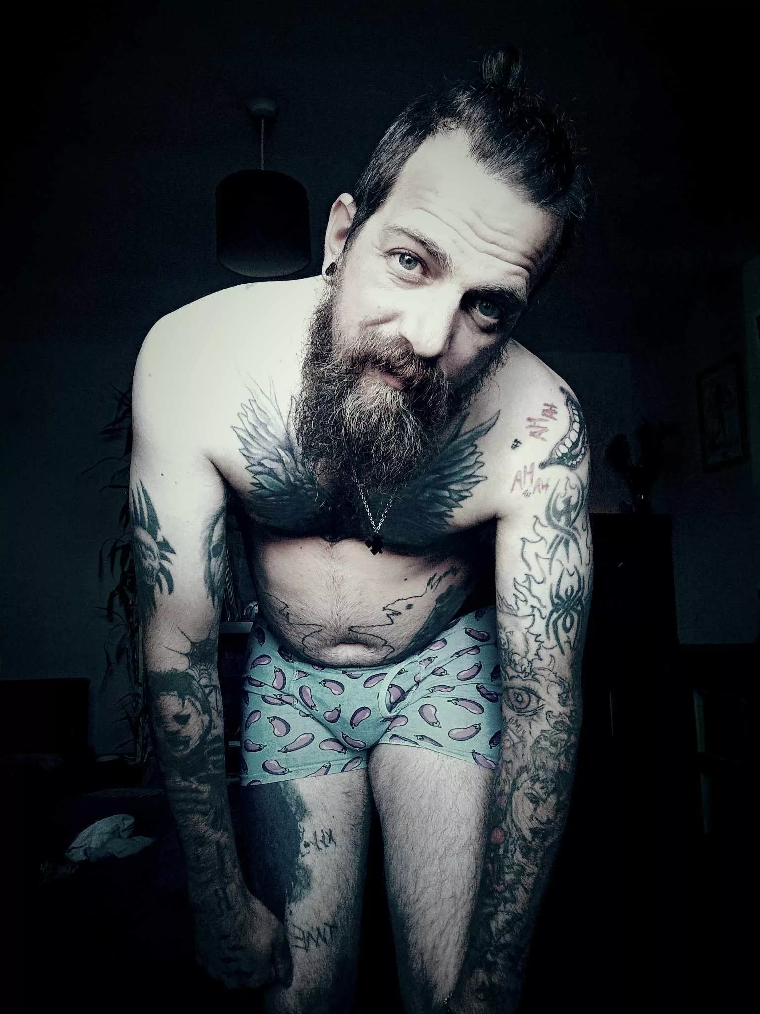 Are you ready for your massage? let me loosen you up ill take real good care of you