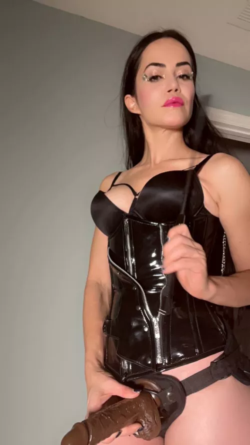 Are you ready for your training? You'll crave something to fill your ass every day when I'm done