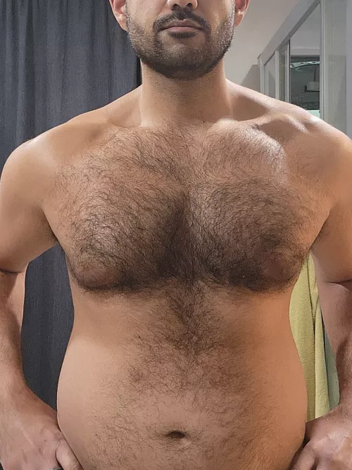 As I strip, the Horner I'm getting 😅