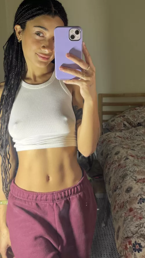 crop top seasons is almost over :’(