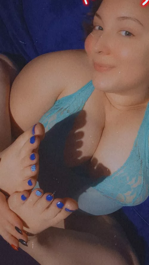 Did my toenails tonight :) hope you like <3