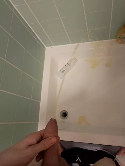 Does a 22 year old femboy pissing turn you on?