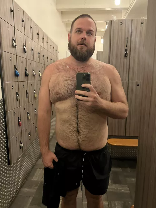 Friday gym sesh. Ready for the weekend!