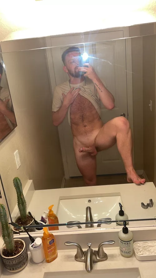 fuck it. face and all 🤷🏼‍♂️