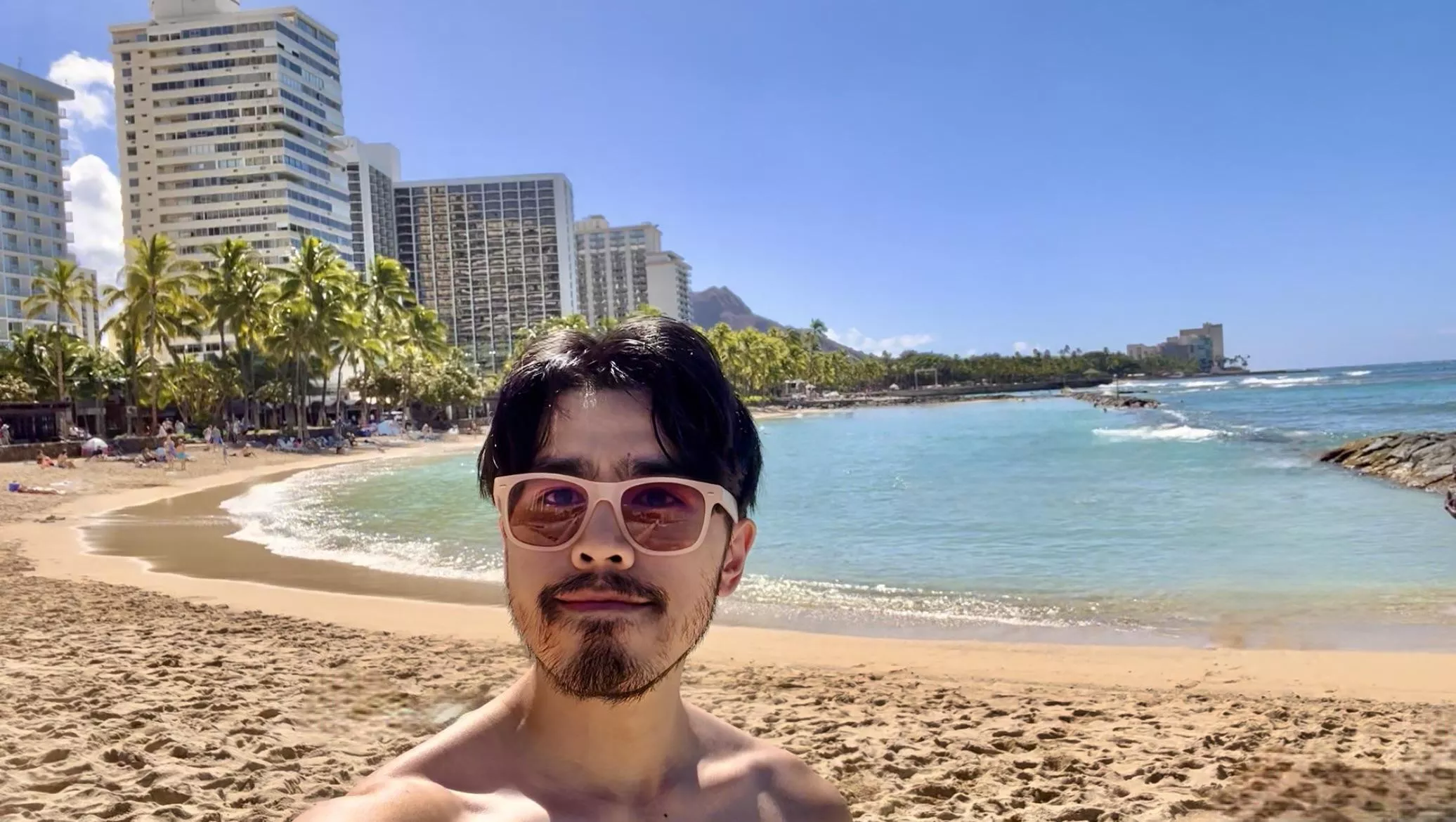 Gaymer by night, beach bum by day 😎 Gaymer by night, beach bum by day 😎