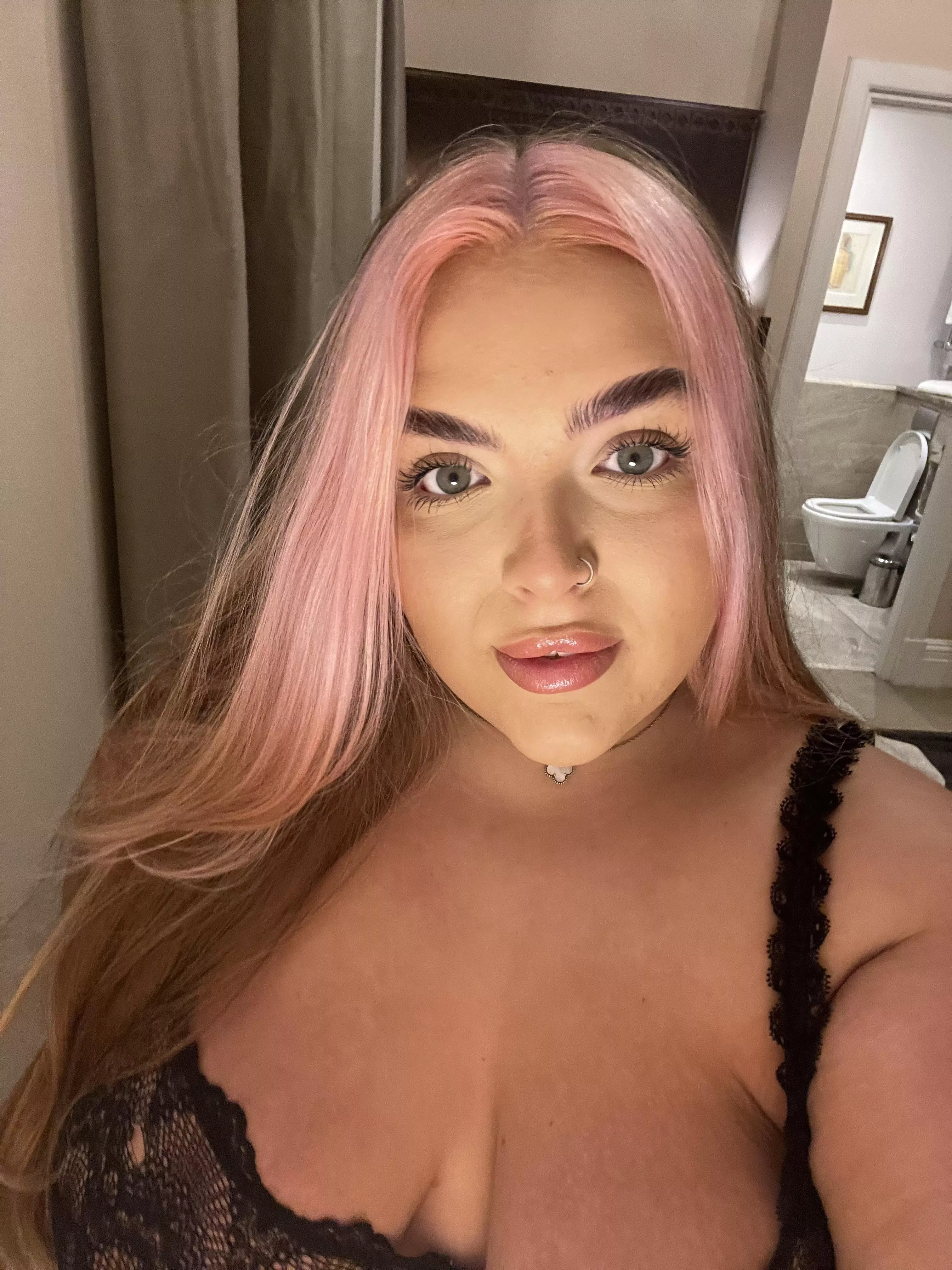 glad it’s the weekend 😘😘😘