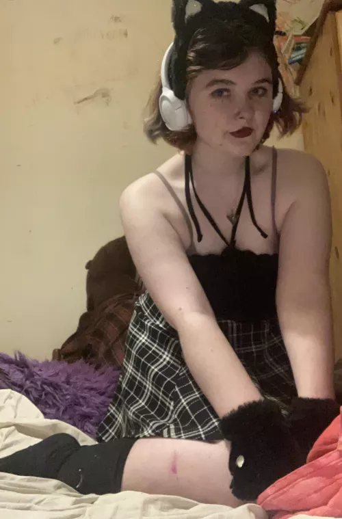 Happy femboy friday :3