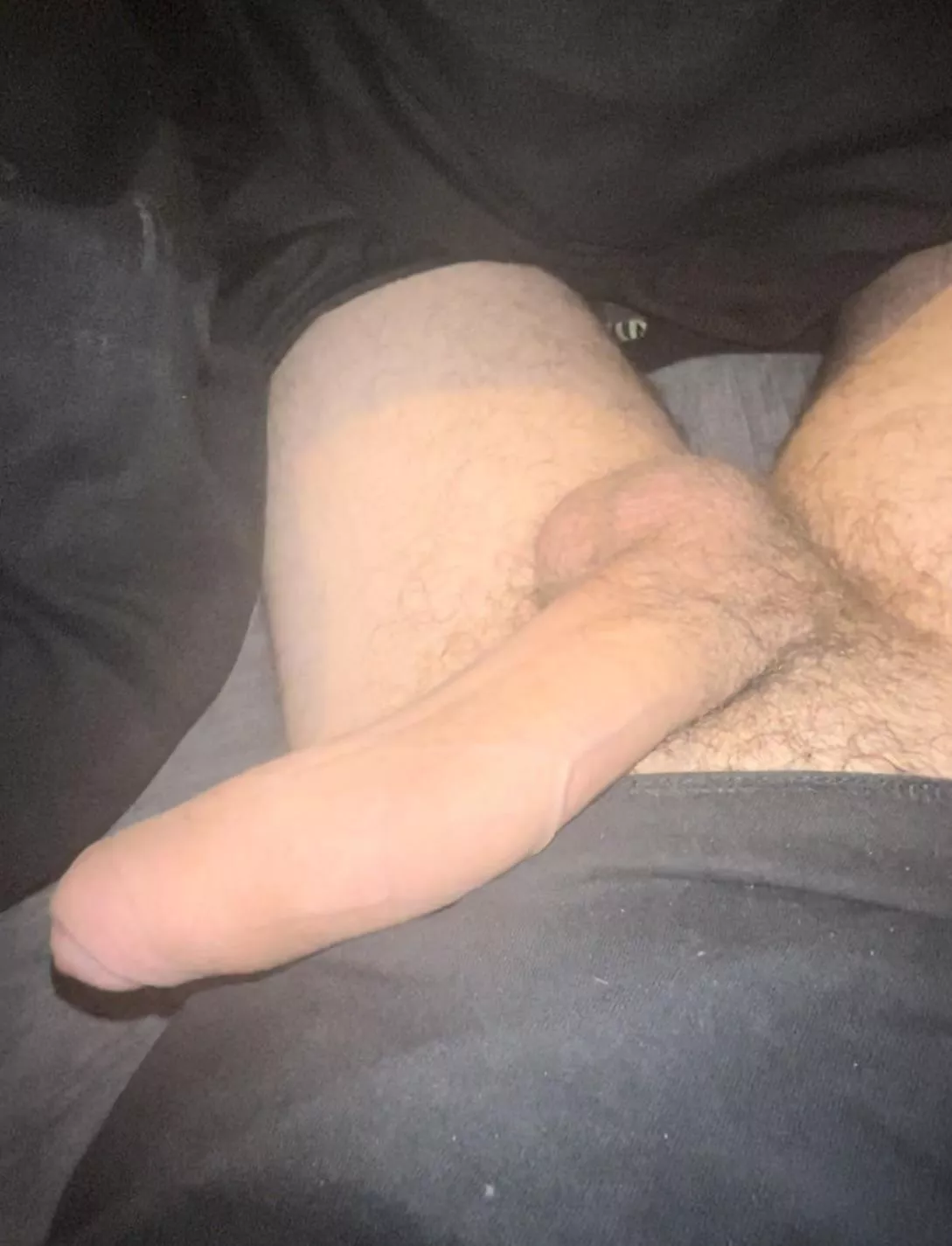 How do I look?👅 Dms open😈💦