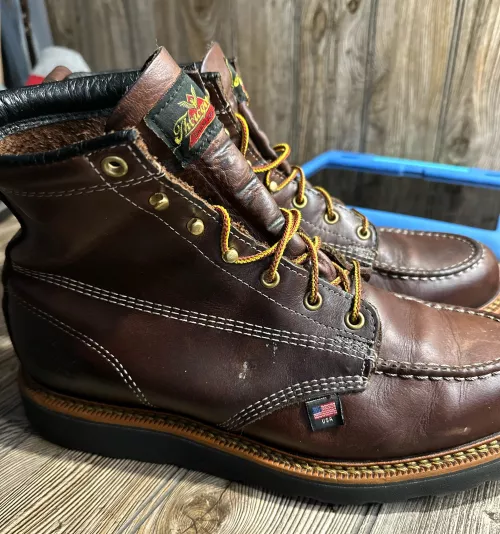 How to remove paint from oil tanned leather?