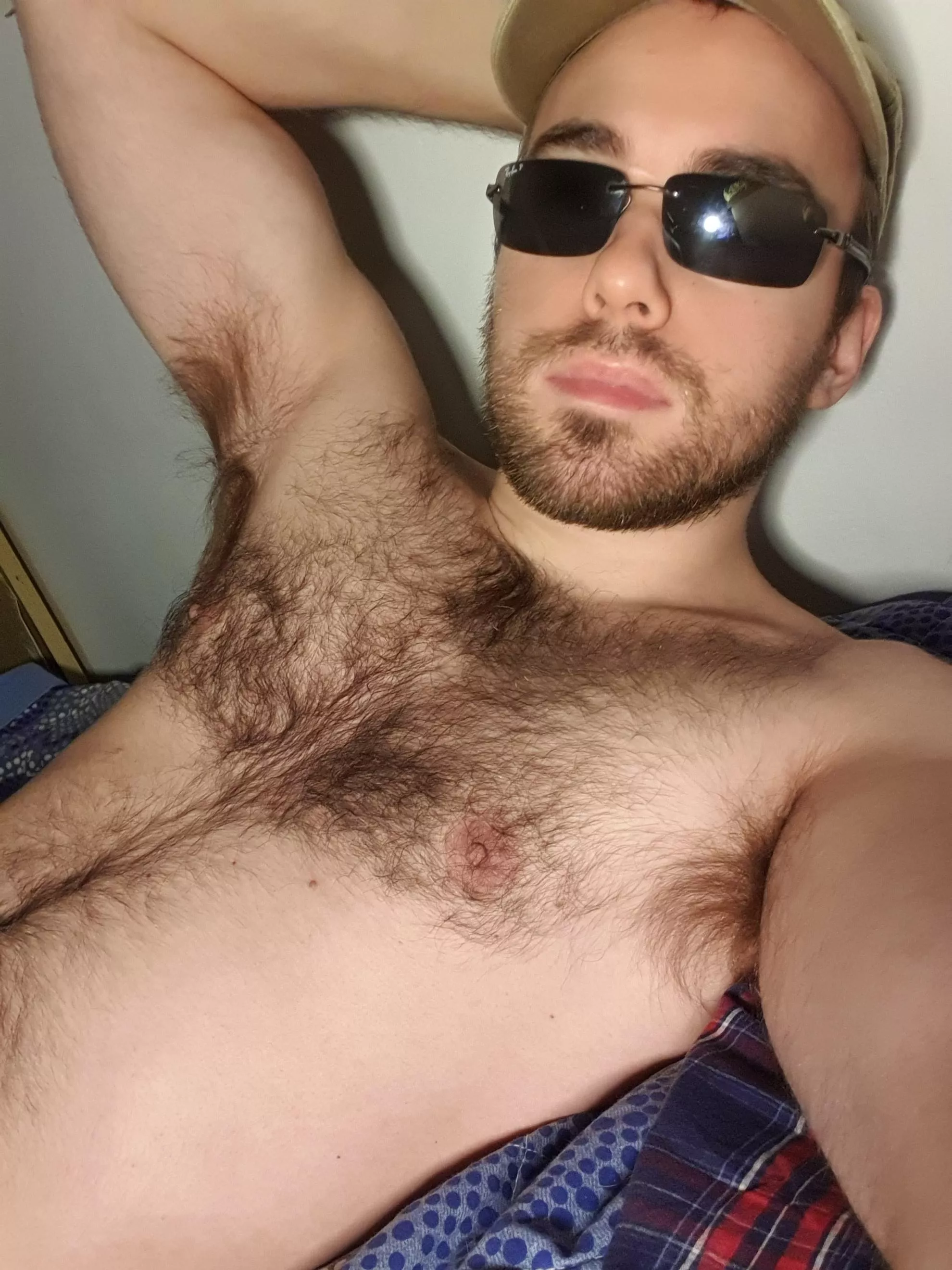 I'm waiting you to worship me