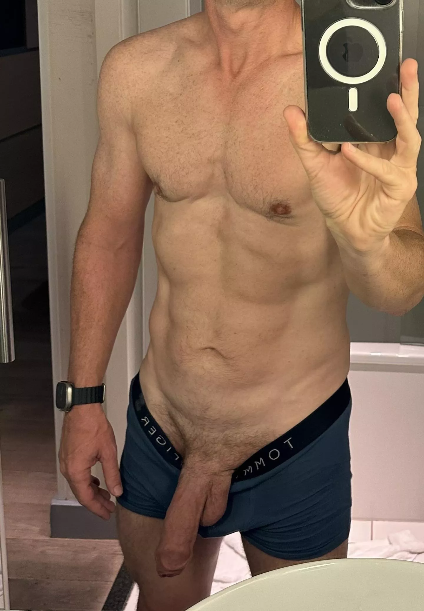 [m]52 do you like what you see?