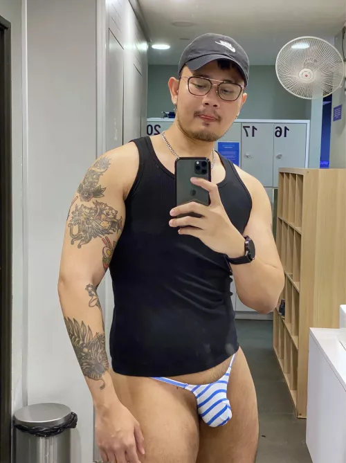 Only wear thongs from now on?