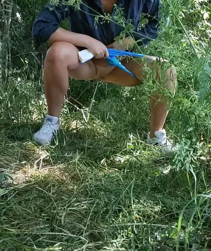 Pissing outside is always a bit risky, but I love it.