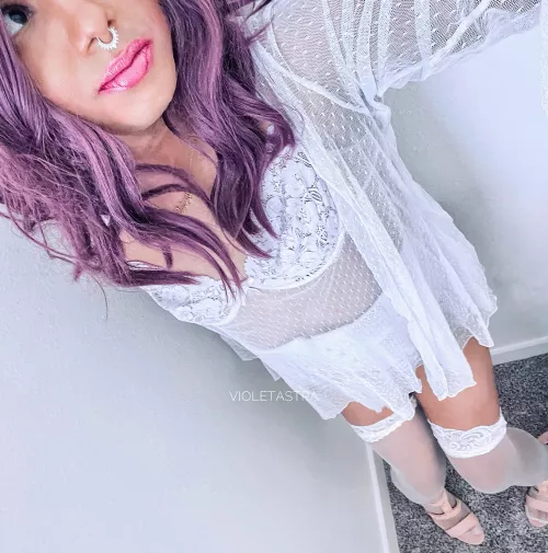 Your 5’4” friend dolled as a weekend wifey 💕