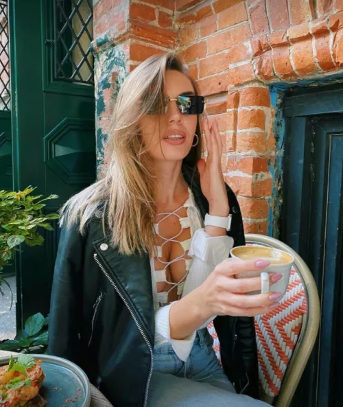 a leather jacket on a naked body looks better, but I was a little shy, I hope you like this look too)