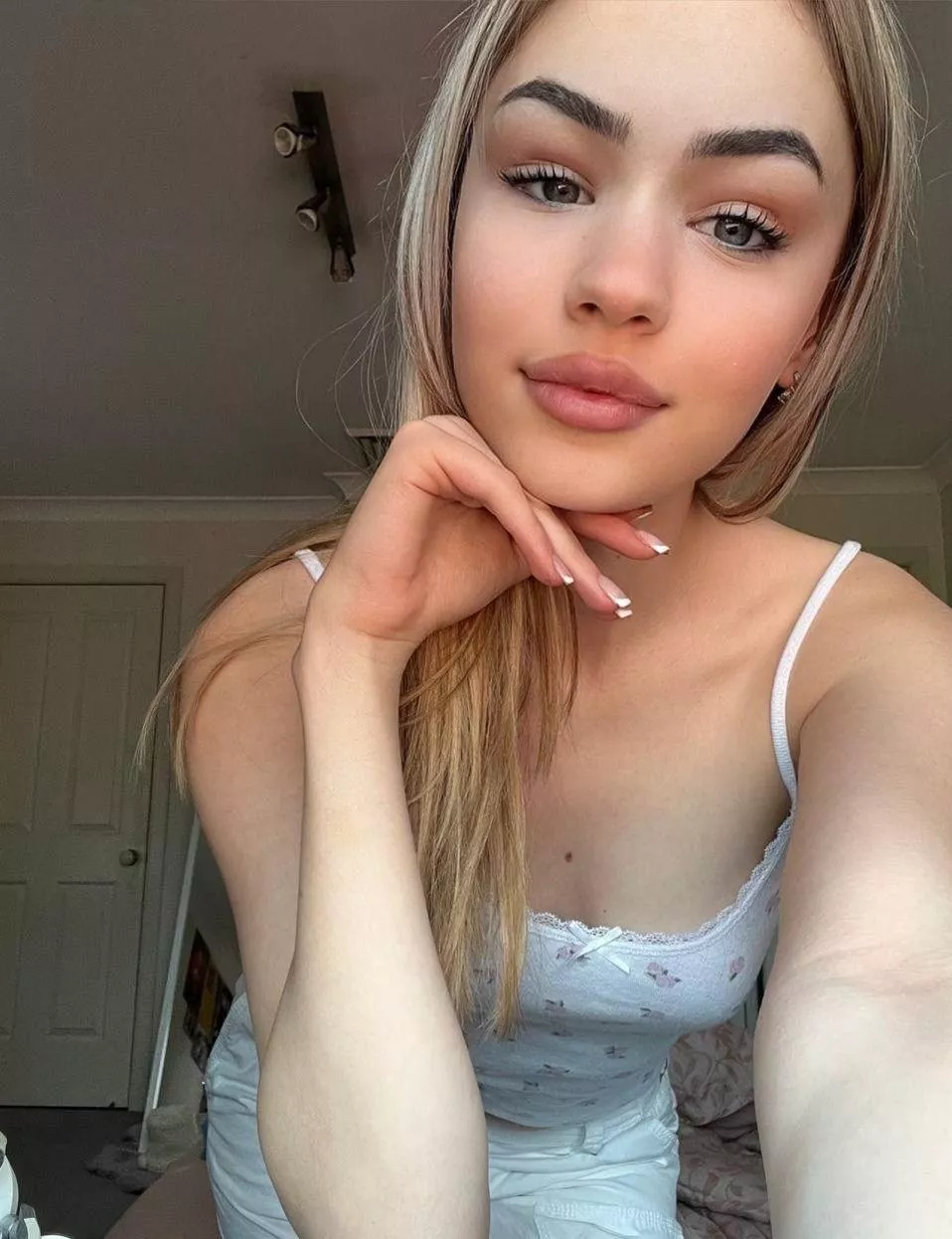 Cutest blonde you can find :)