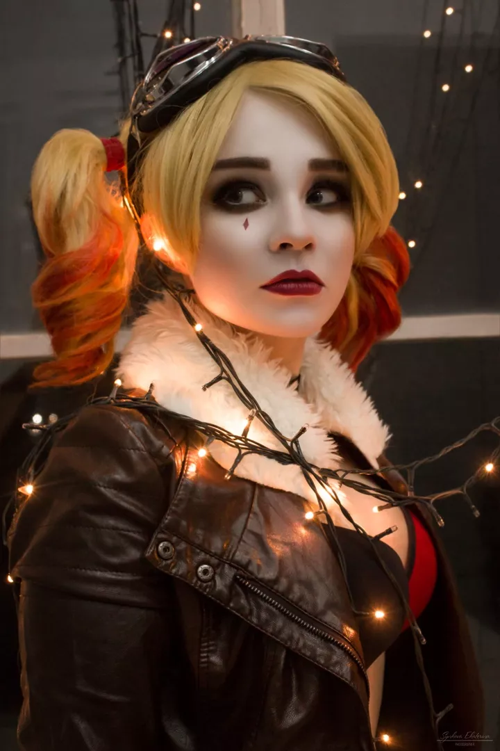 DC comics Bombshells Harley cosplay by Akemi013