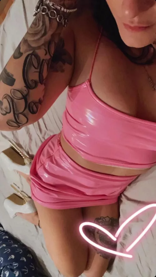 Do you like my new party outfit?