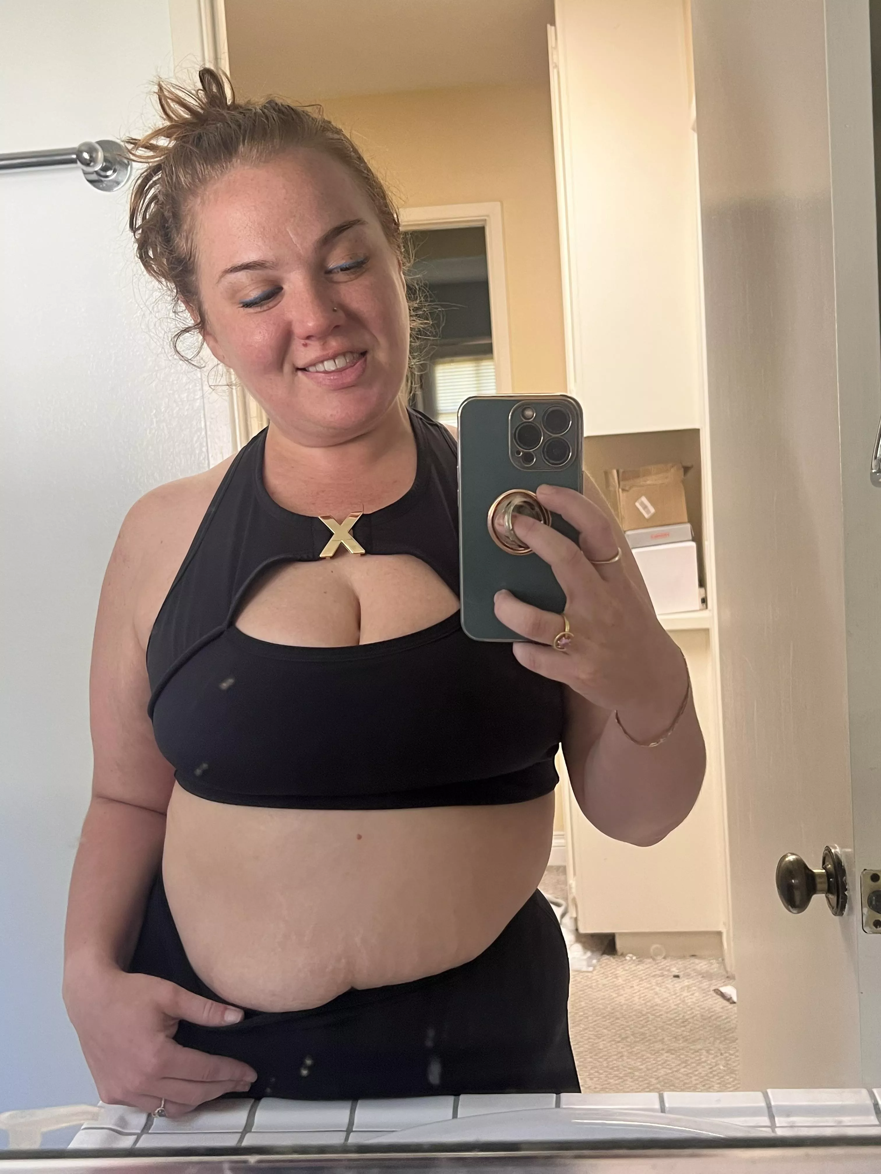 going to dance class be back later 💖🥰