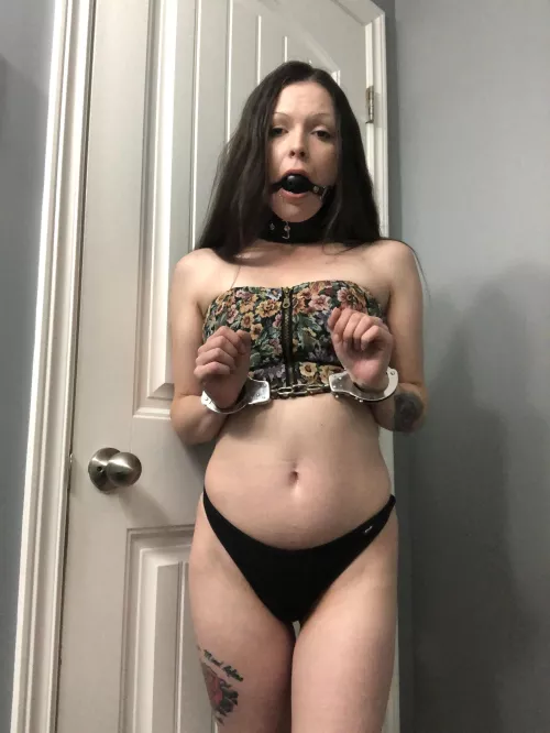 Grab me by my collar and throw me around