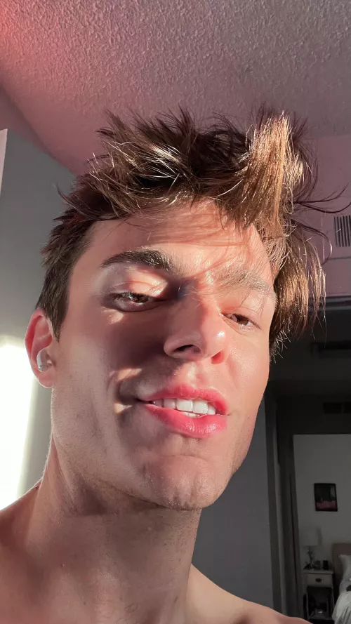 hi reddit, its been a while :)