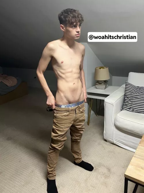 i’d let u blow me while i play COD :)