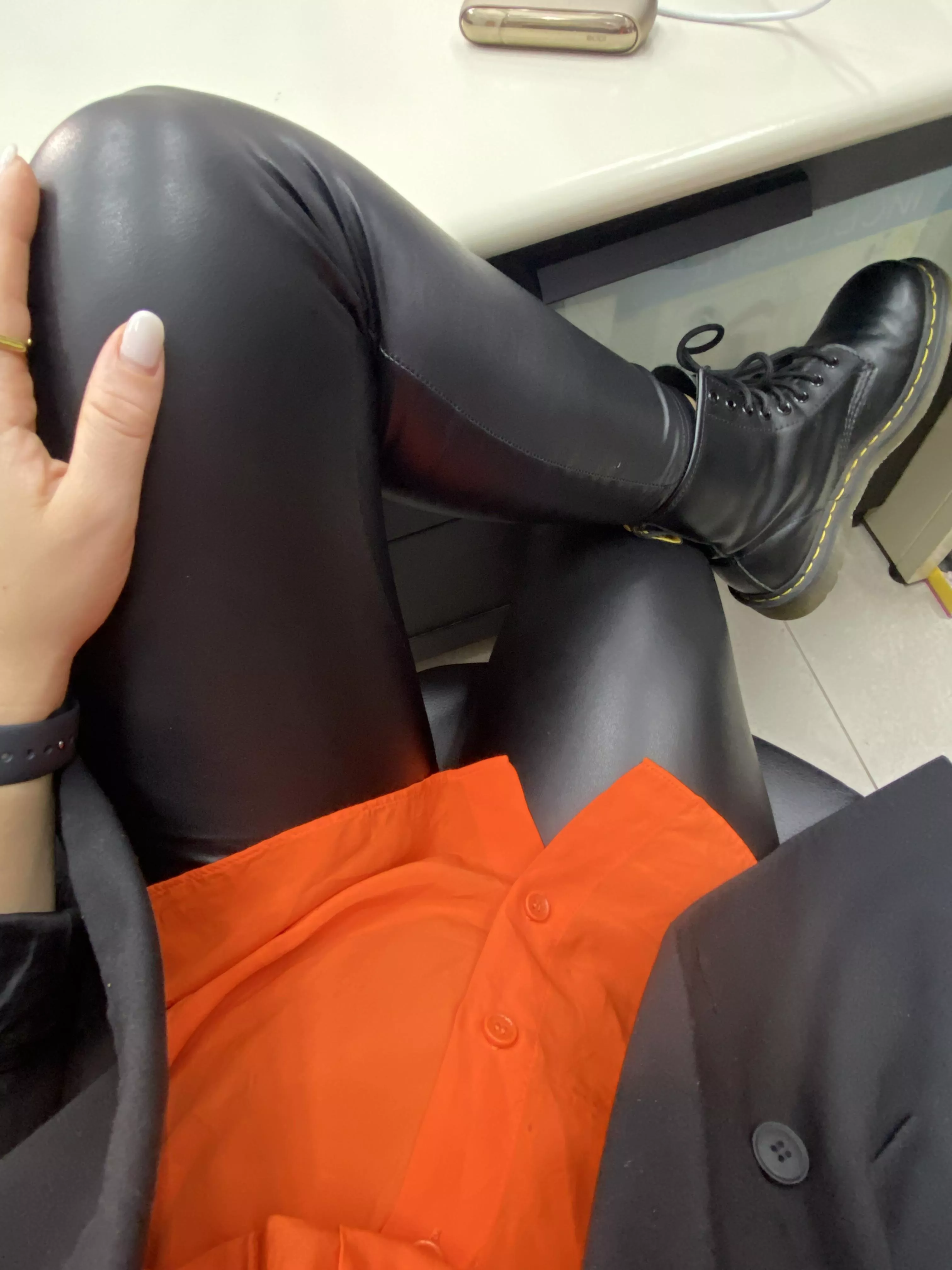 Ladies in leather wish you happy weekend!