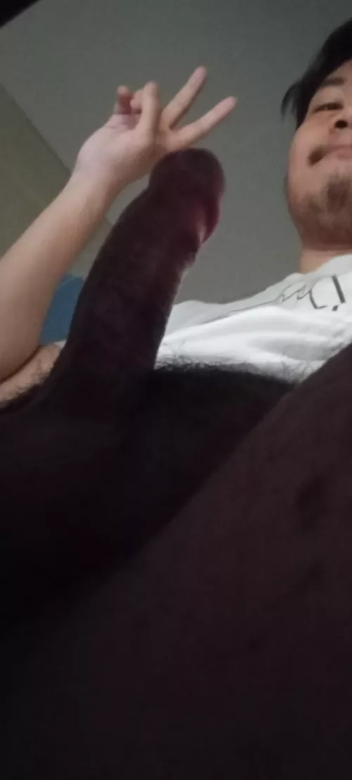 Might need an under-the-desk support for this chonky gamer boi