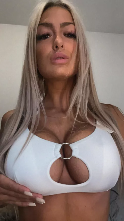 Should I go brunette or stay blonde?