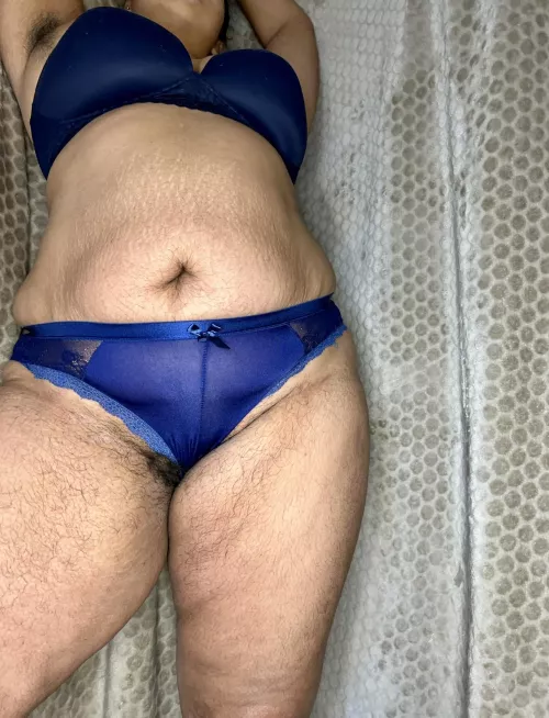 Would you fuck a chubby girl with a phat hairy pussy like mine?