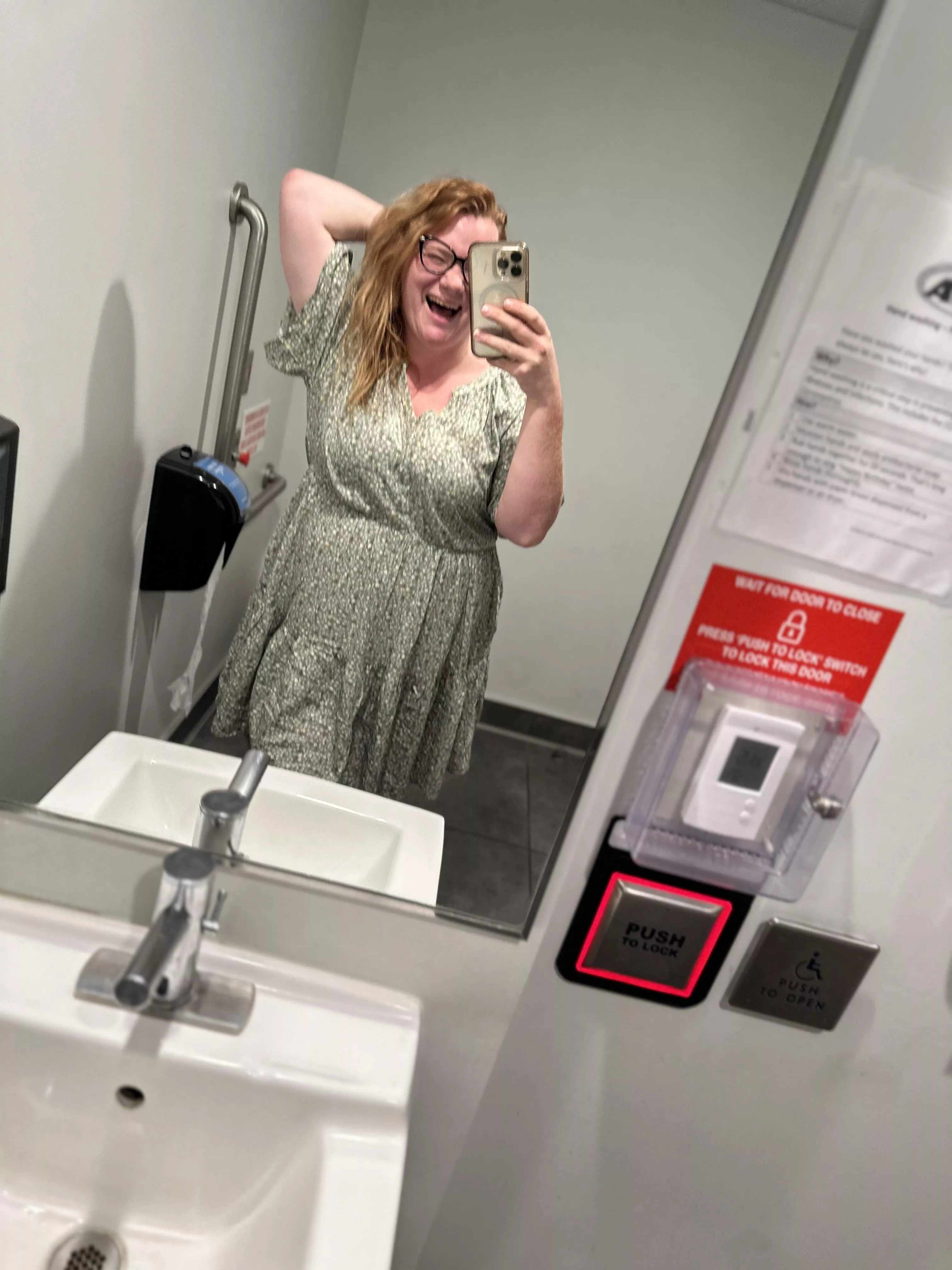 A big smile to start your week 😘