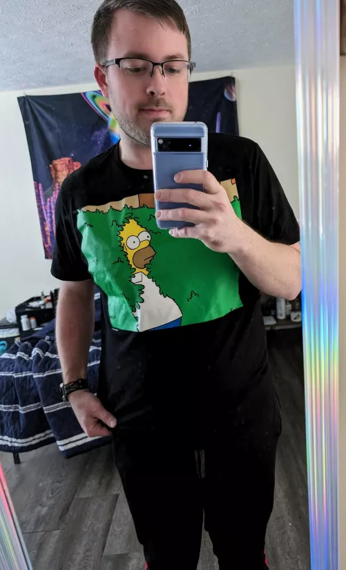 An ex once said not to wear graphic tees π