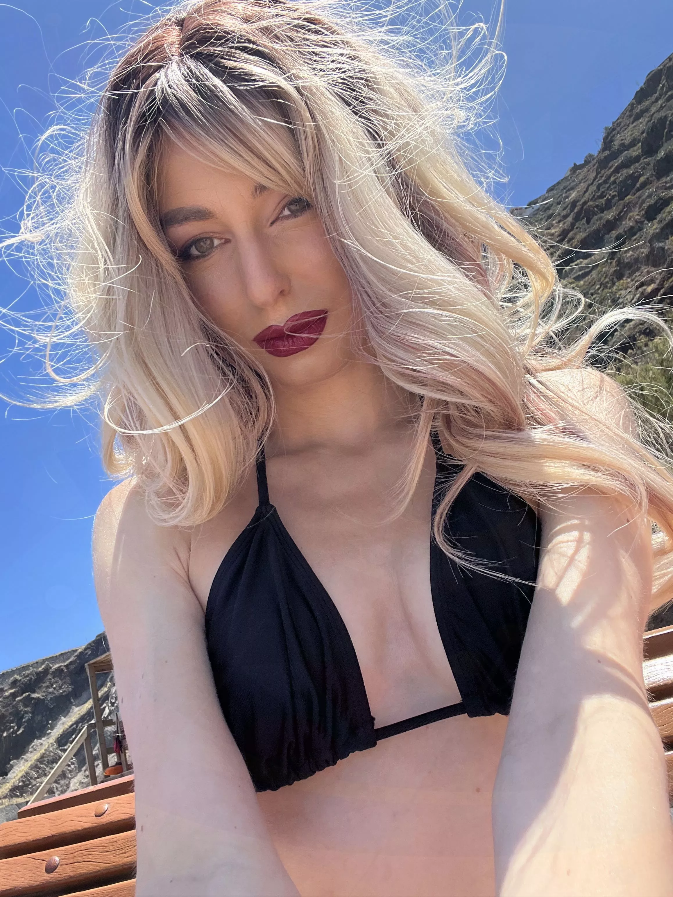 Can I be your girl next door?