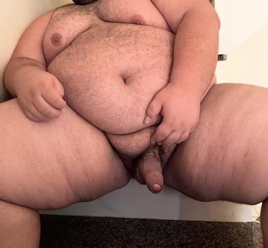 Fat guy looking to steal someone’s gf 😏