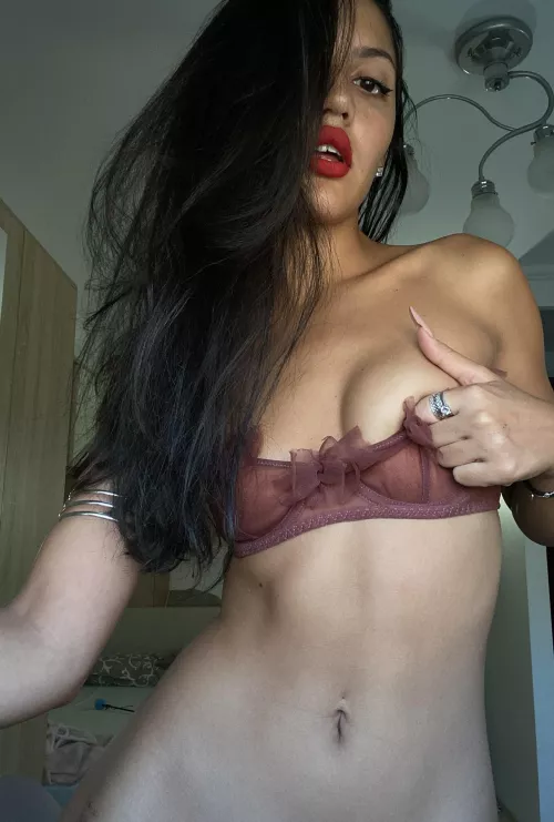 guess the age, win a prize, go