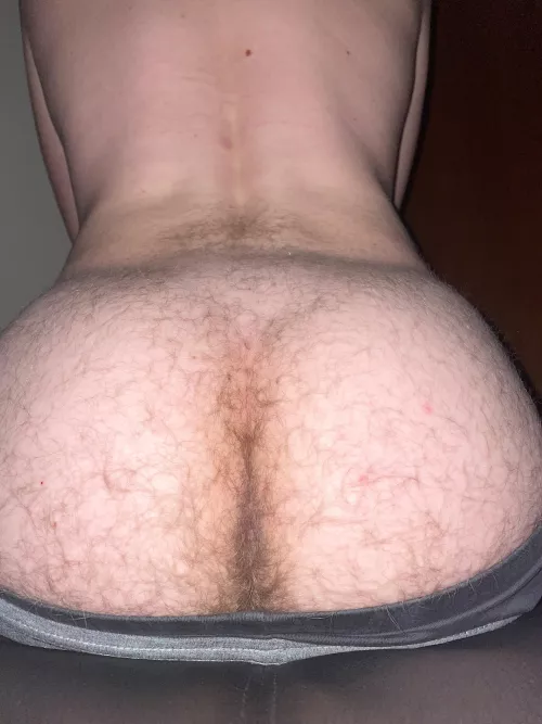 Hairy teen ass